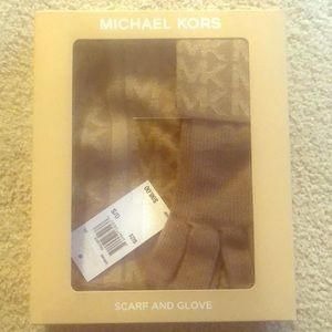 Michael Kors Scarf and Glove Gift Set